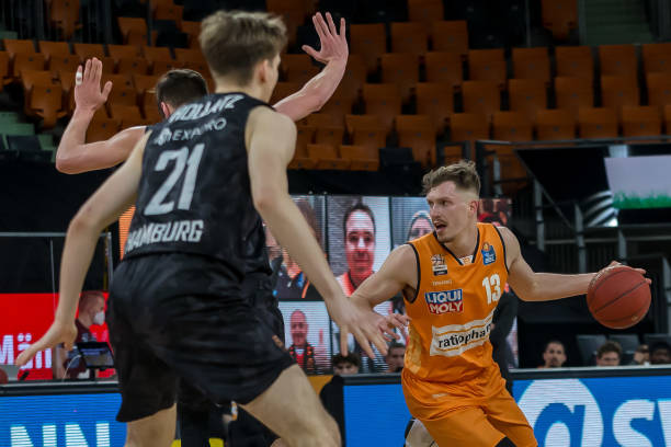 深入的极地 深入的极地