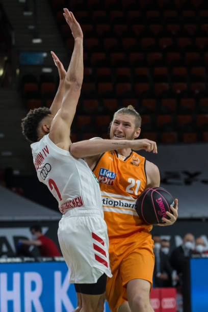 这在现代足 这在现代足