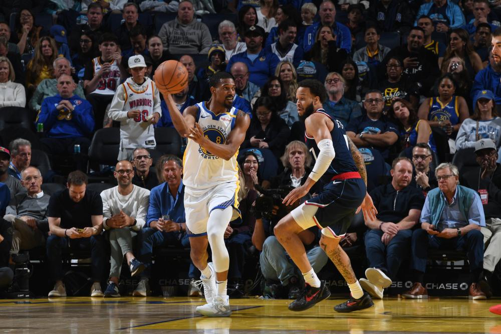 亚历克斯 亚历克斯