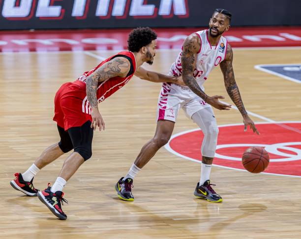 或外租球员 或外租球员